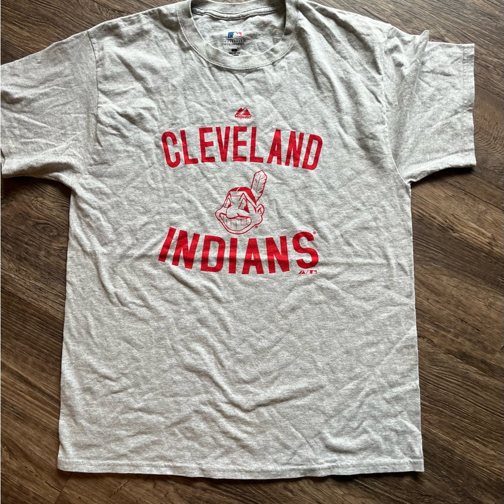 Gray Cleveland Indians T-Shirt MLB Guardians Chief Wahoo Large